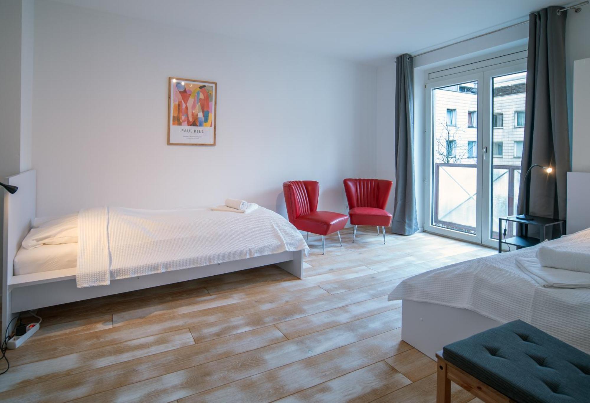 Appartement 8 Min Per U-bahn Zum Marienplatz - 120 Qm Schwabing - 3 Sz - 2 Baeder - 9 Personen *
