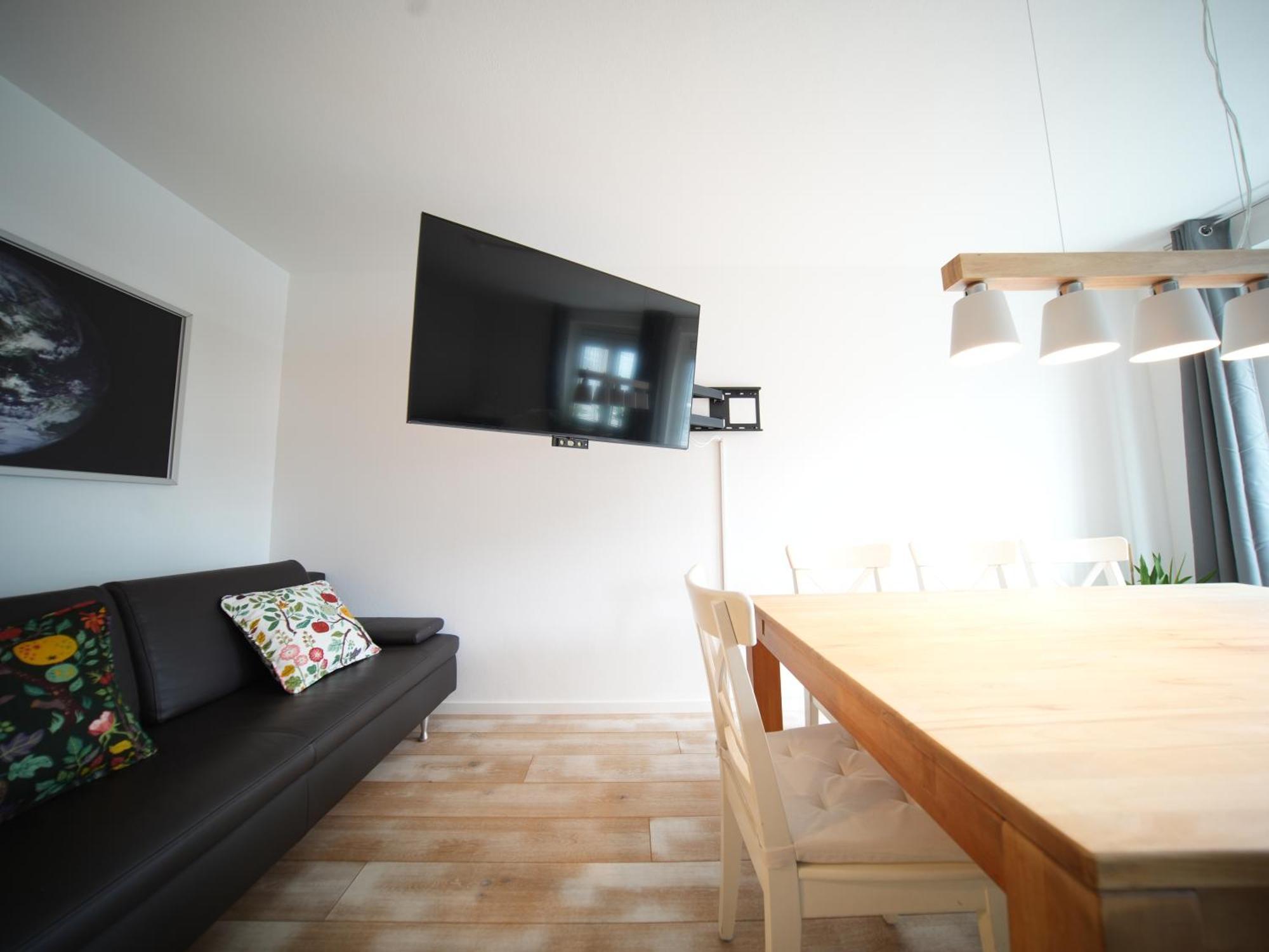 Appartement 8 Min Per U-bahn Zum Marienplatz - 120 Qm Schwabing - 3 Sz - 2 Baeder - 9 Personen Munich