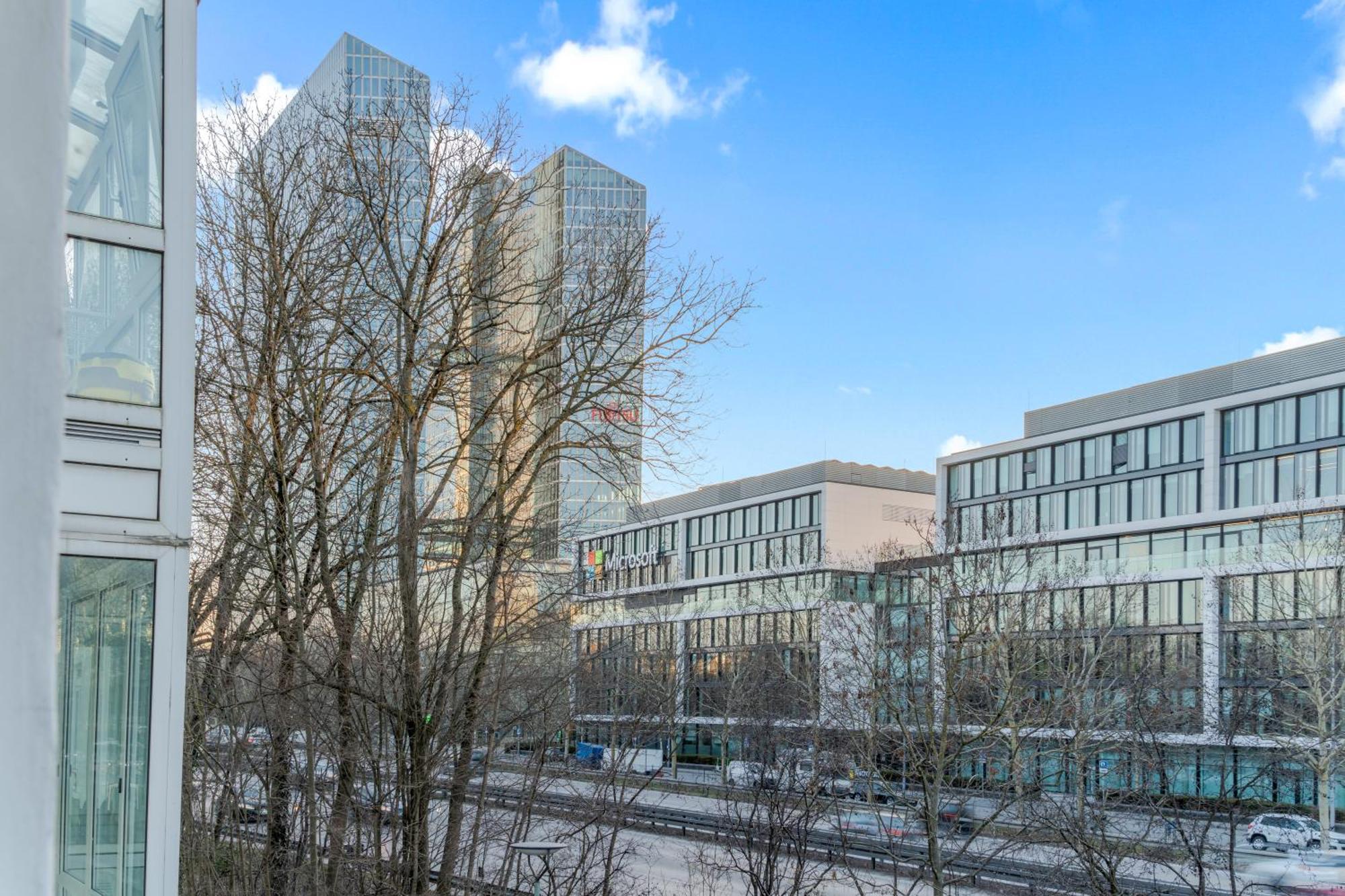 8 Min Per U-bahn Zum Marienplatz - 120 Qm Schwabing - 3 Sz - 2 Baeder - 9 Personen Munich